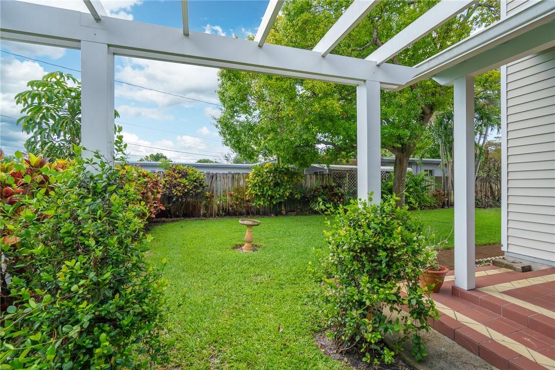 OAKLAND PARK SECOND ADD - Residential