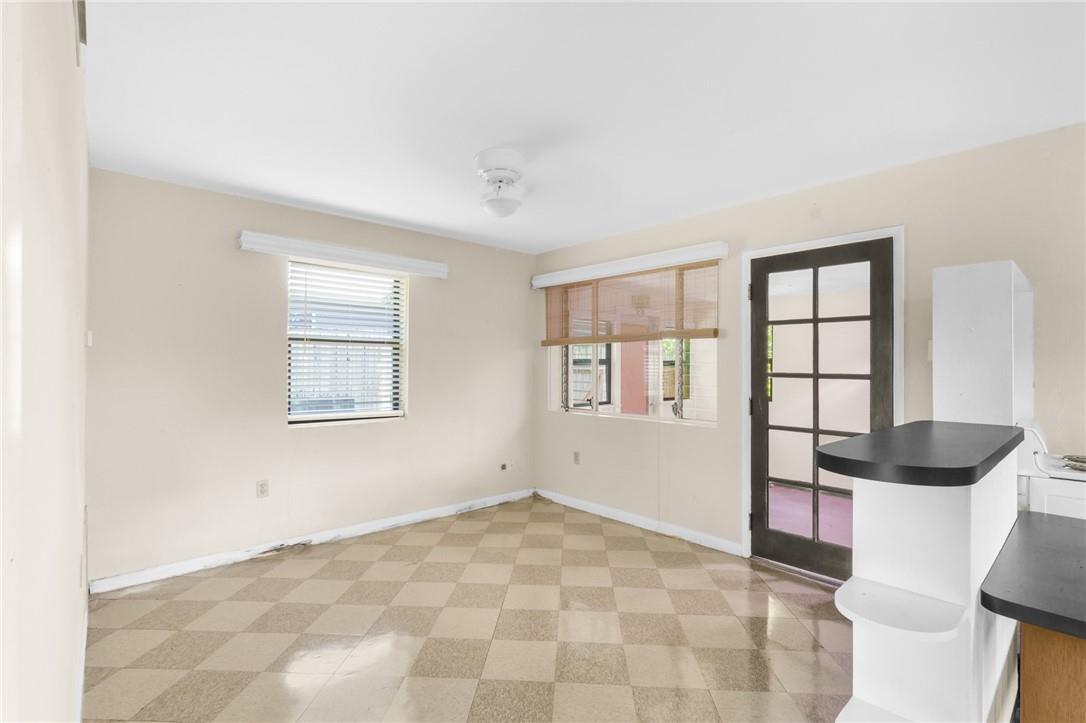 OAKLAND PARK SECOND ADD - Residential