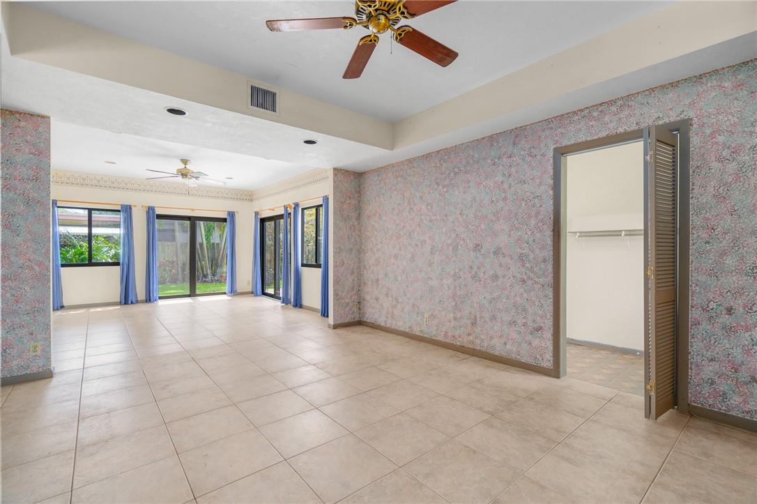 OAKLAND PARK SECOND ADD - Residential