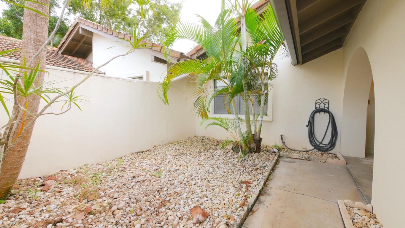 hills of inverrary - Residential