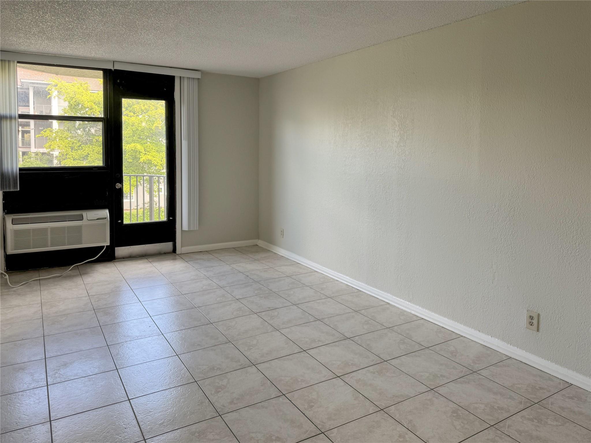 Coral Spgs Tower Club II - Residential Lease