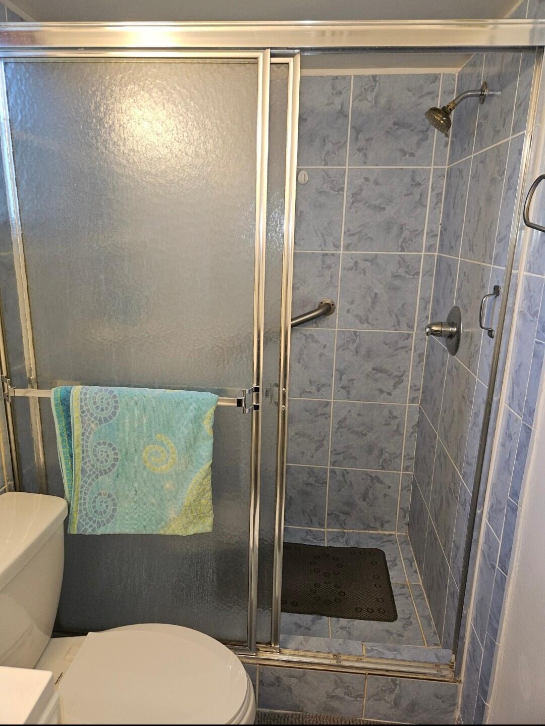 LAKE CLARKE GARDENS CONDO 2 - Residential