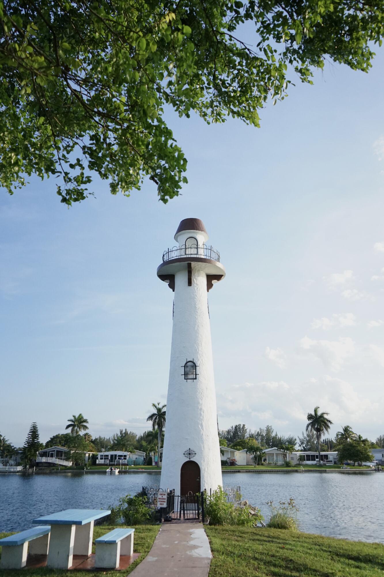 RAVENSWOOD ESTATES & MARINAS - Residential