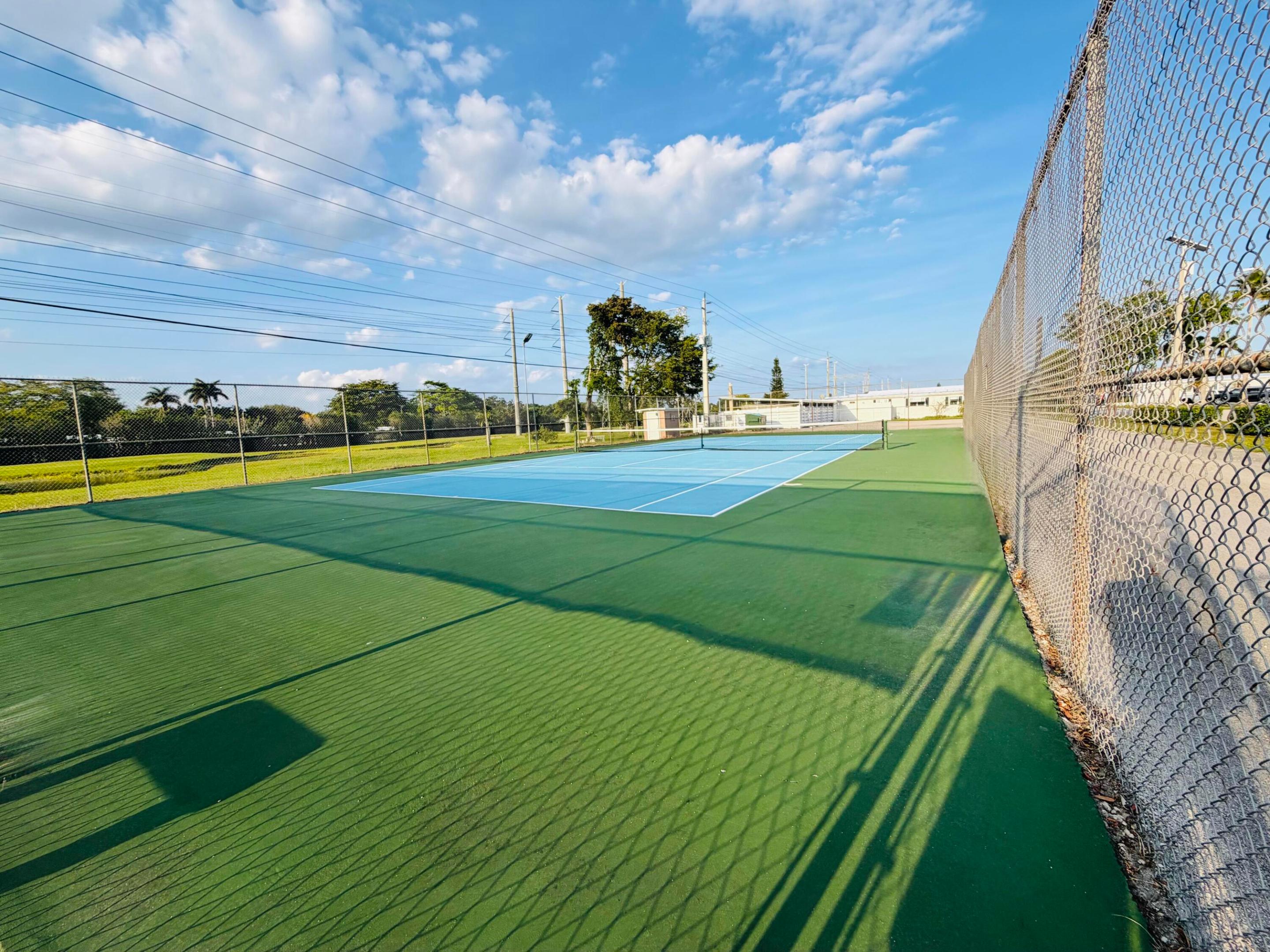 RAVENSWOOD ESTATES & MARINAS - Residential