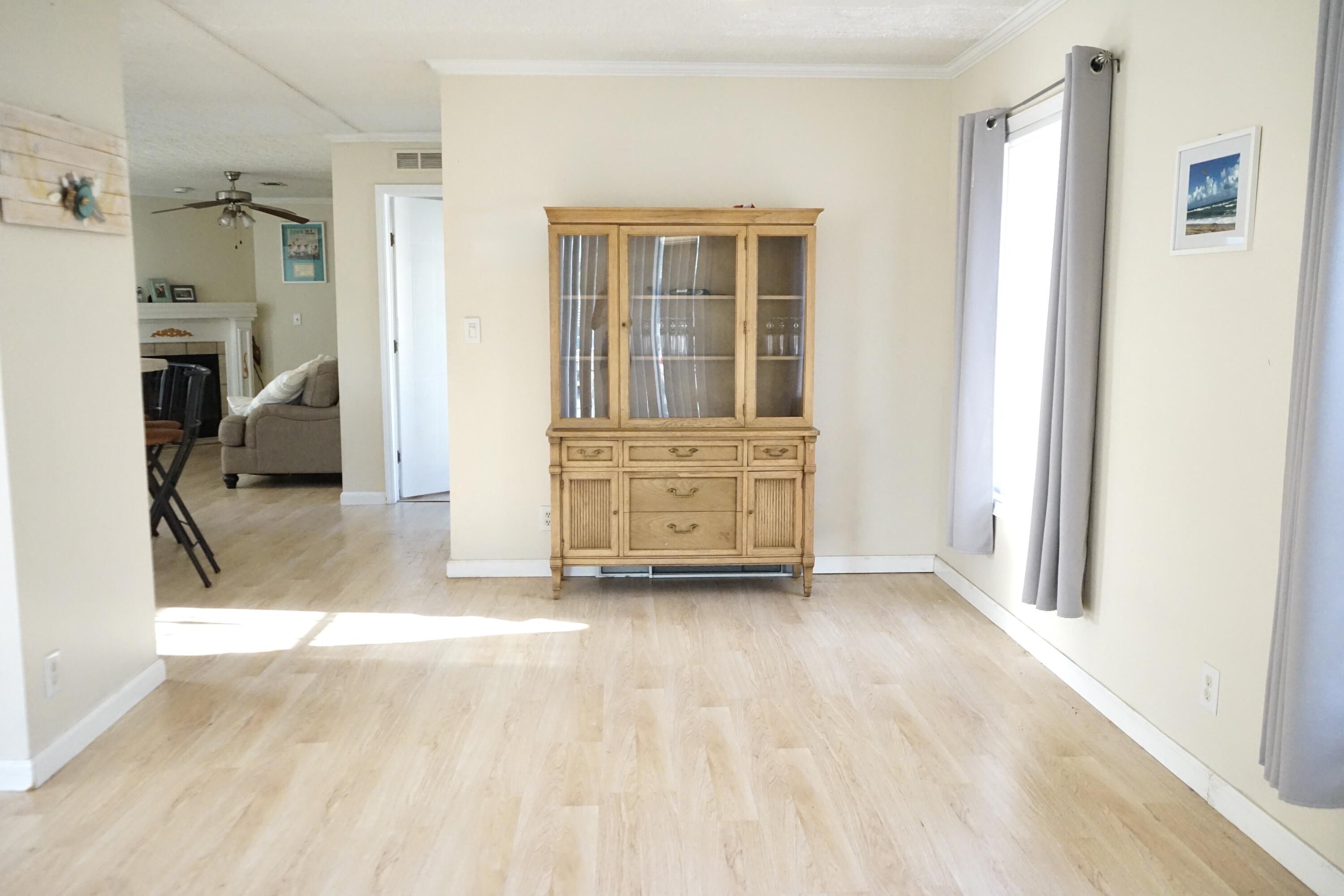 RAVENSWOOD ESTATES & MARINAS - Residential