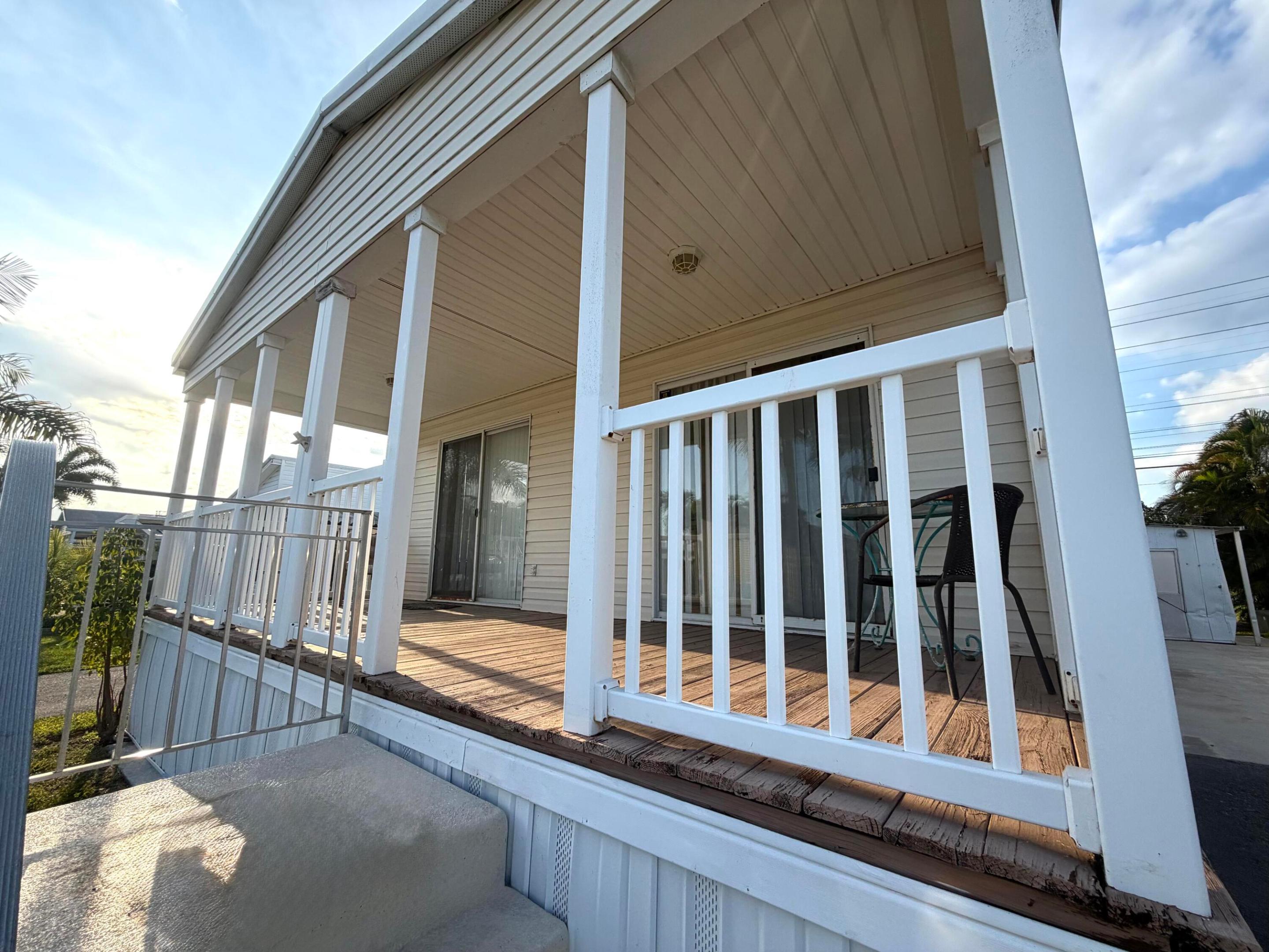 RAVENSWOOD ESTATES & MARINAS - Residential
