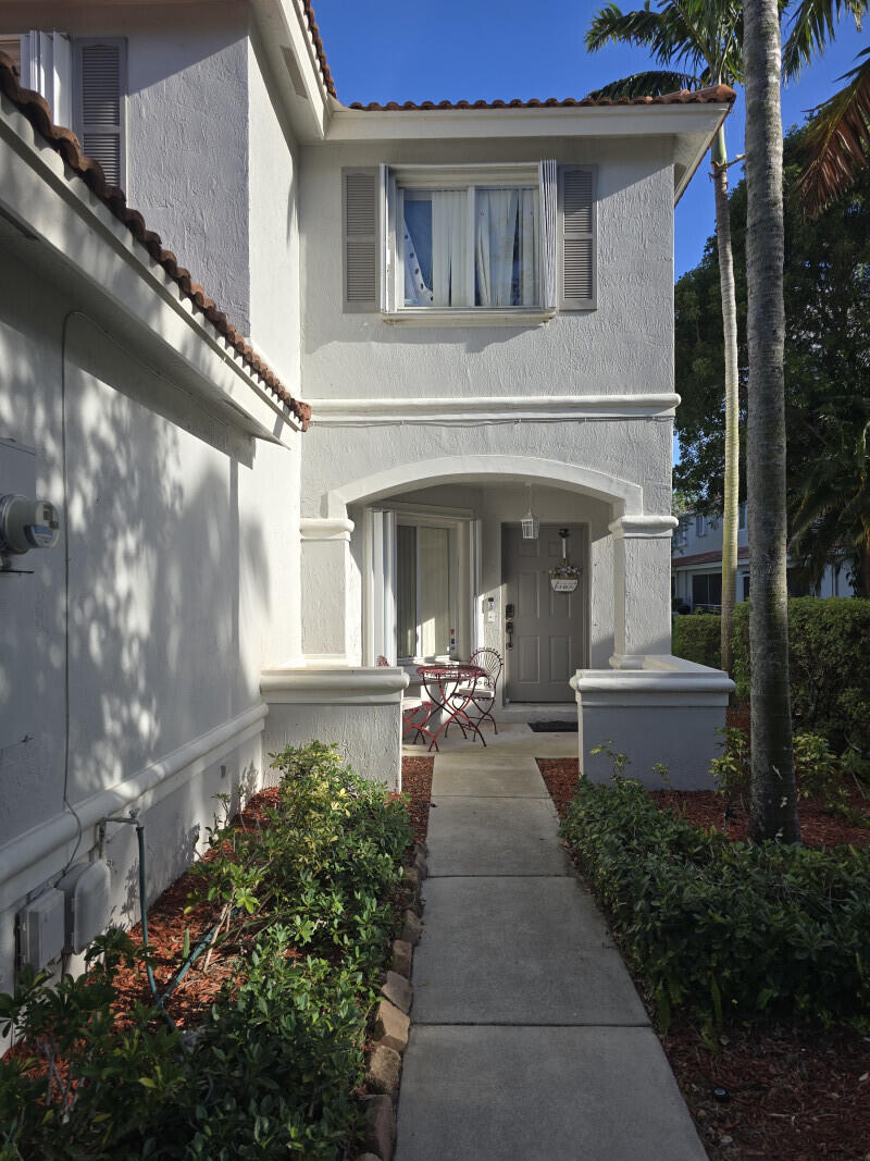 Photo of 6511 Sandy Bank Terrace, Riviera Beach, FL 33407 (MLS # B26048370)