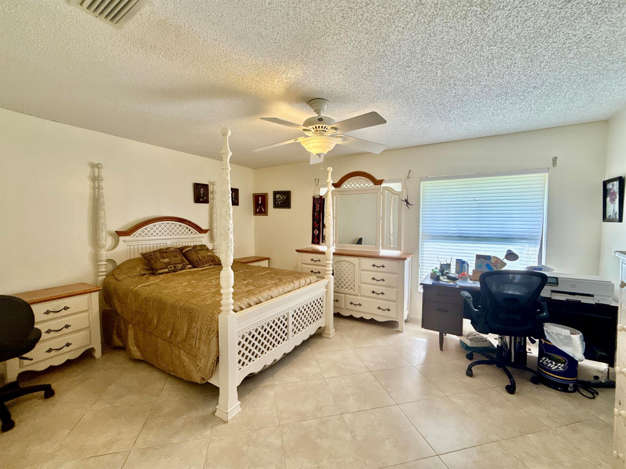 BOCA CHASE GREENBRIAR - Residential