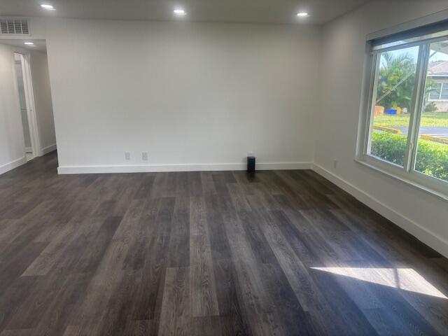 Home Search 4 1022 Circle Drive D