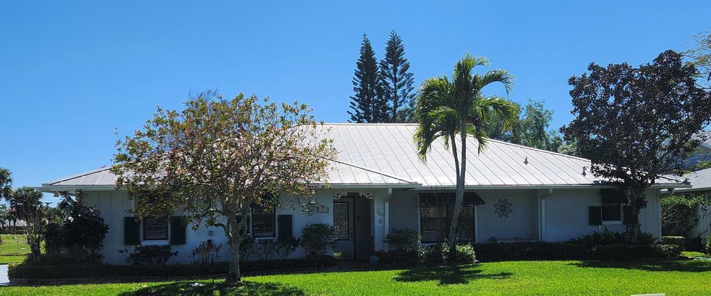 Photo of 4321 Gator Trace Drive, Fort Pierce, FL 34982 (MLS # R11065369)