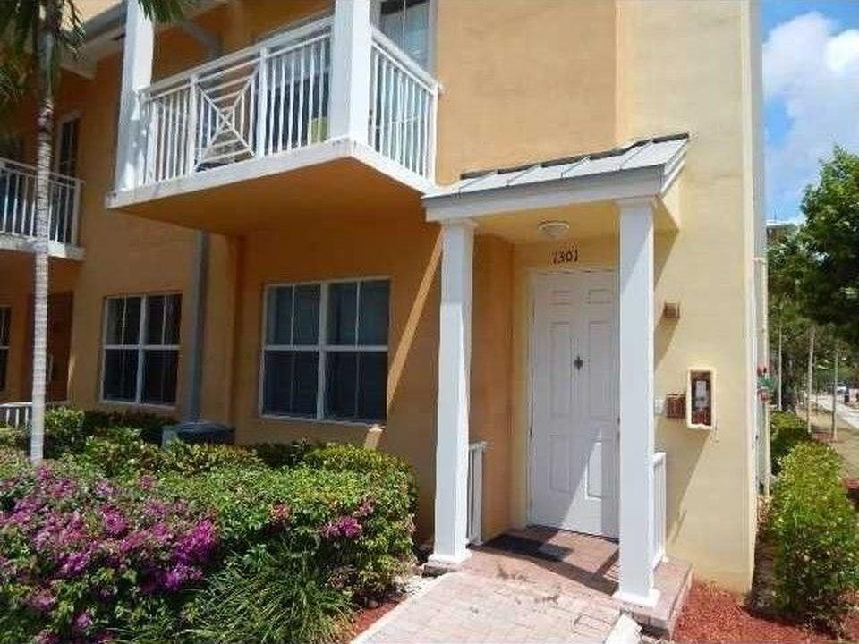 Village at Sailboat Bend - Residential Lease