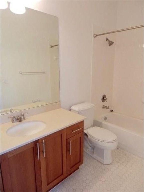 Village at Sailboat Bend - Residential Lease