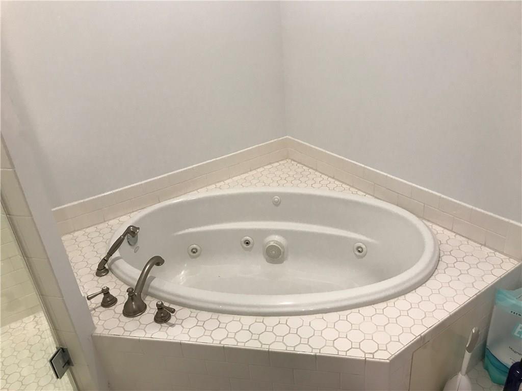 Village at Sailboat Bend - Residential Lease