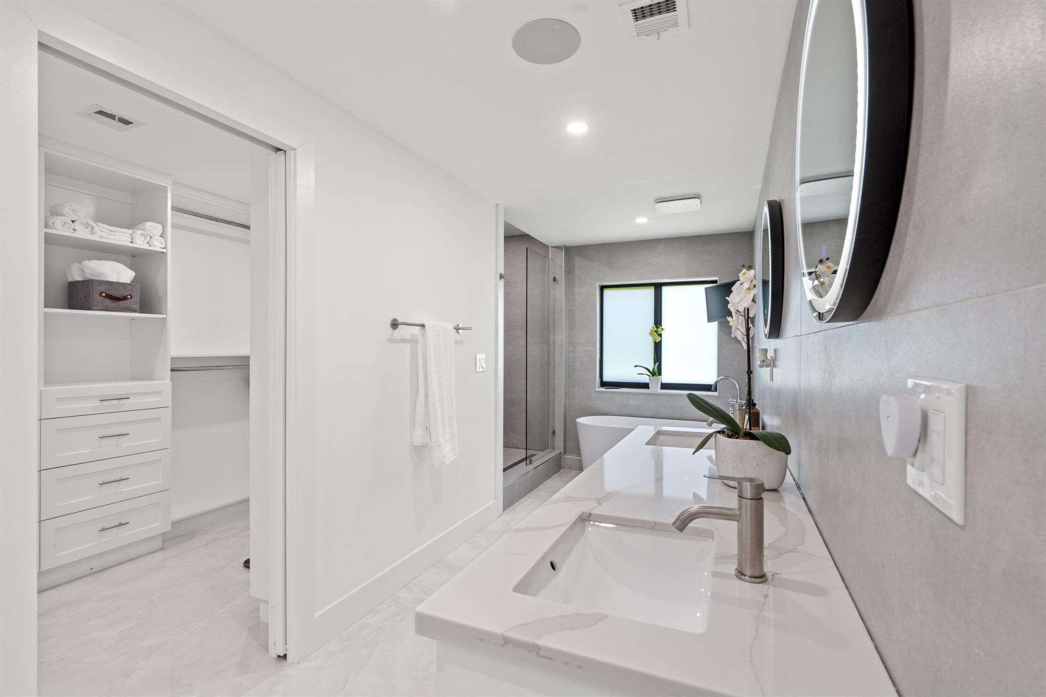 WATERWAY NORTH CONDO - Residential