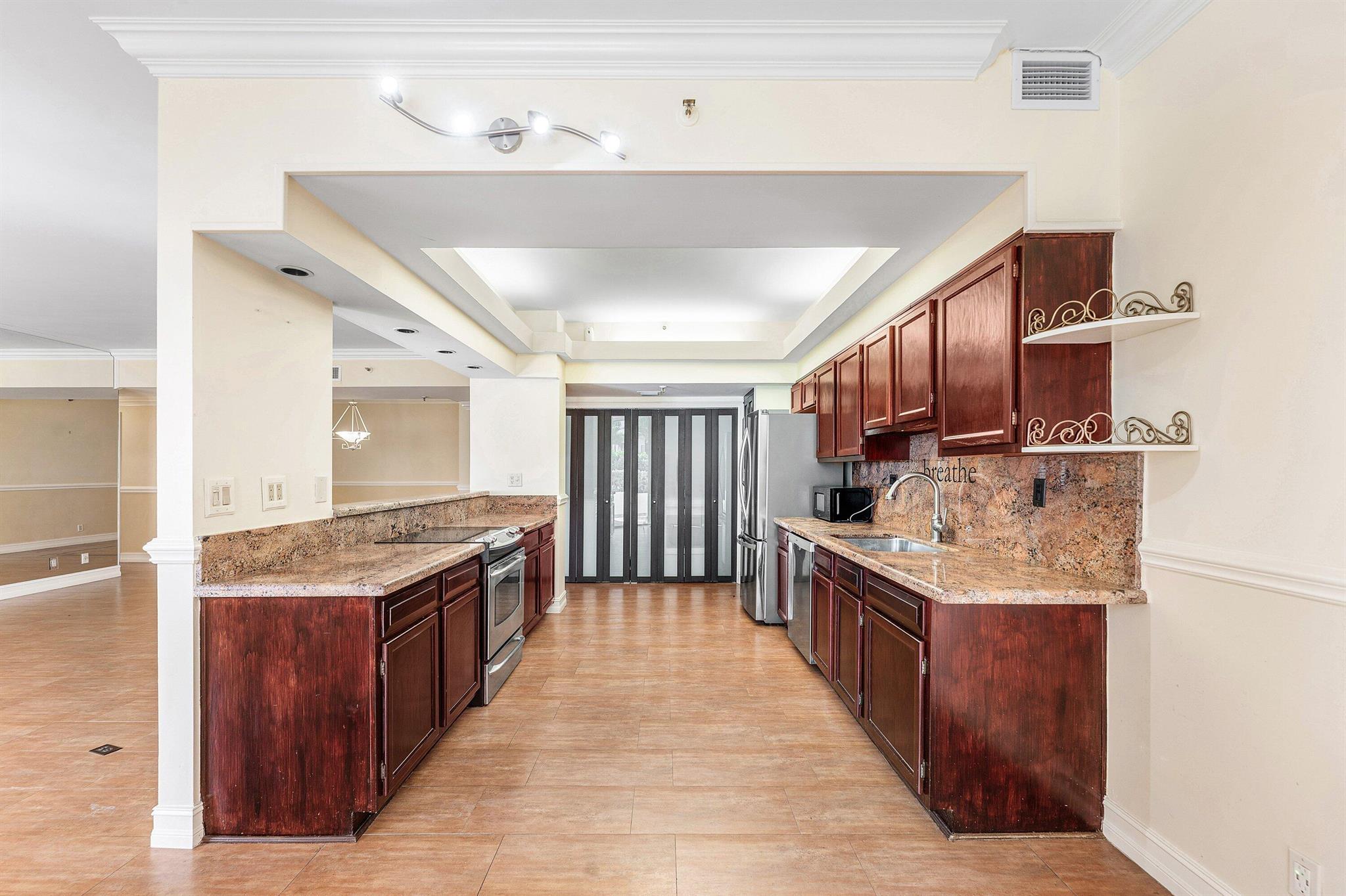 HILLSBORO OCEAN CLUB COND - Residential