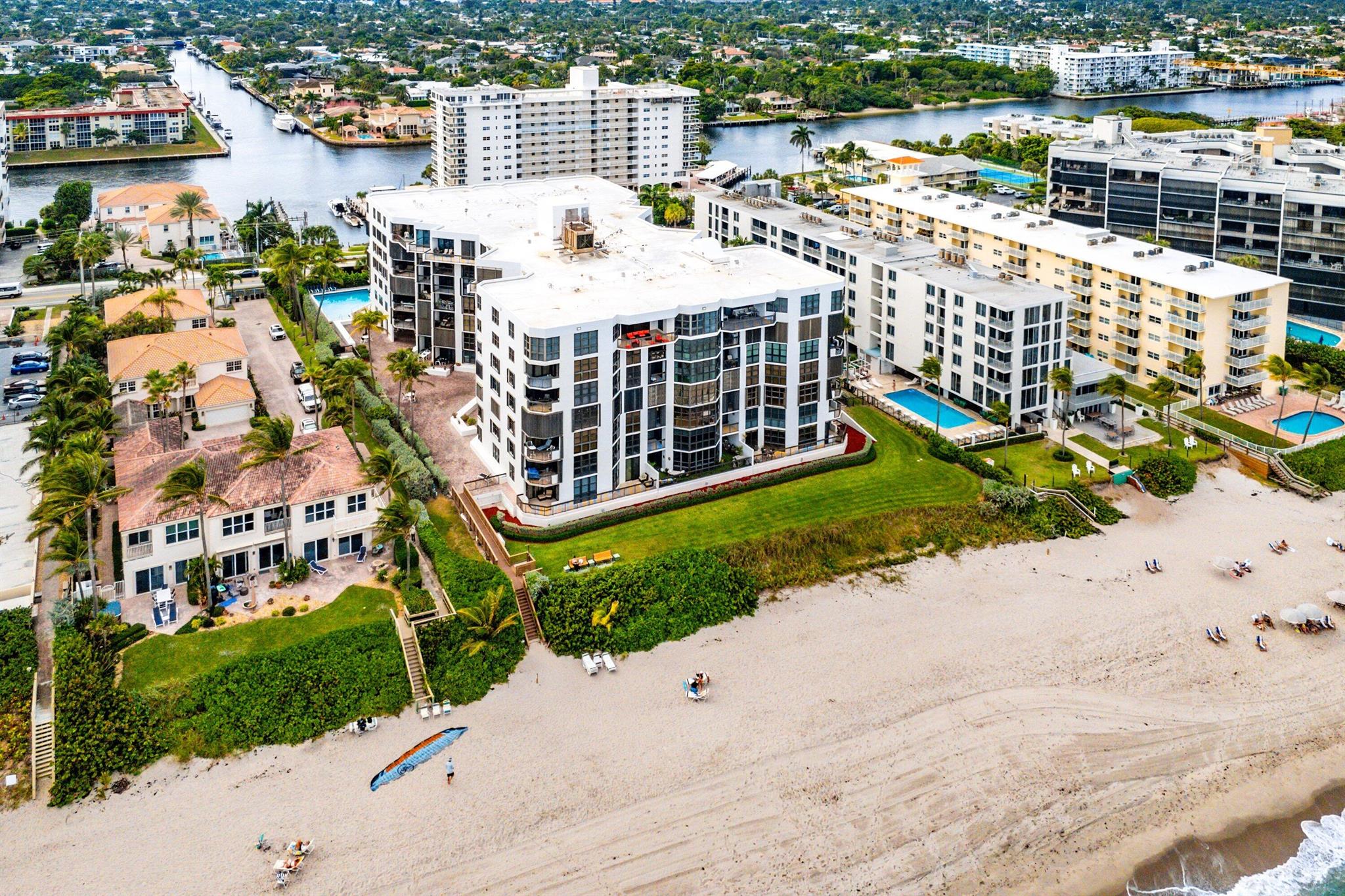 HILLSBORO OCEAN CLUB COND - Residential