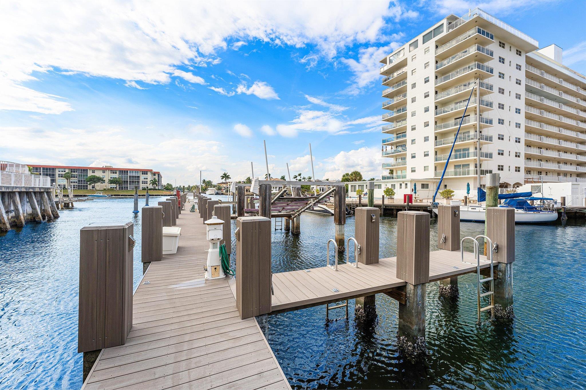 HILLSBORO OCEAN CLUB COND - Residential