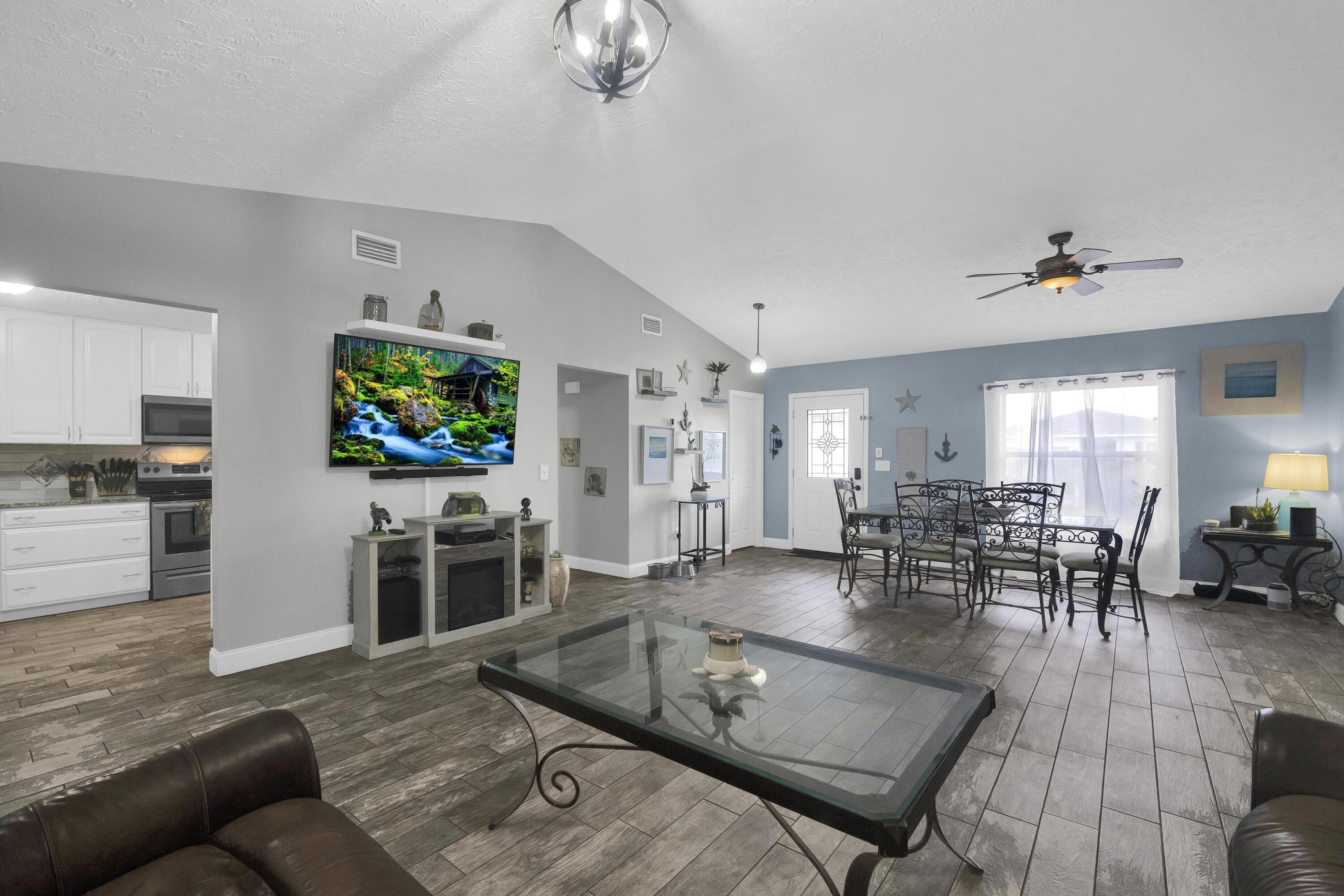 PORT ST LUCIE SECTION 40 - Residential