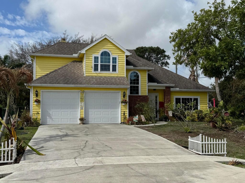 Photo of 1226 SE Coral Reef Street, Port Saint Lucie, FL 34983 (MLS # B26019077)