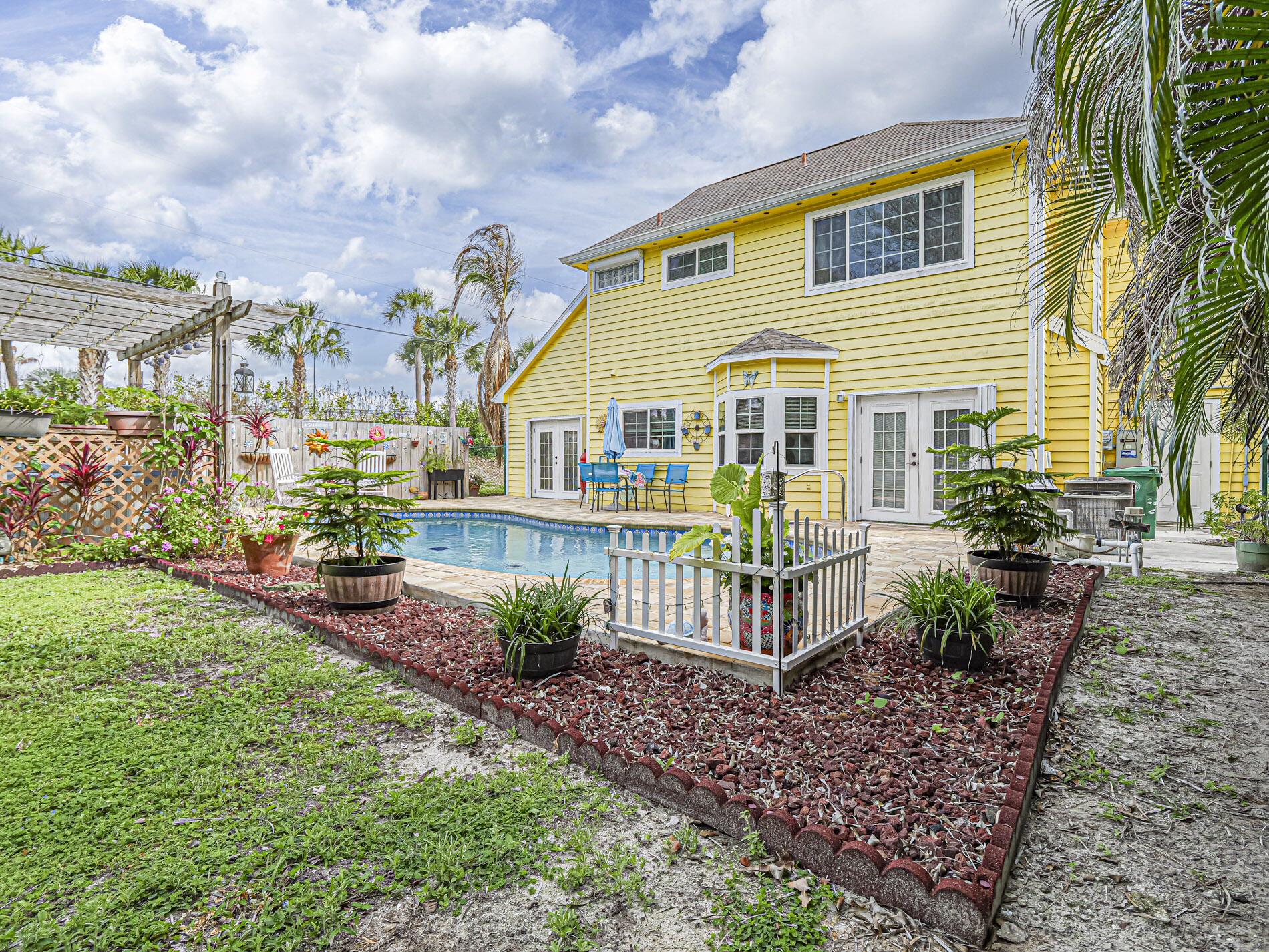 PORT ST LUCIE SECTION 3 - Residential