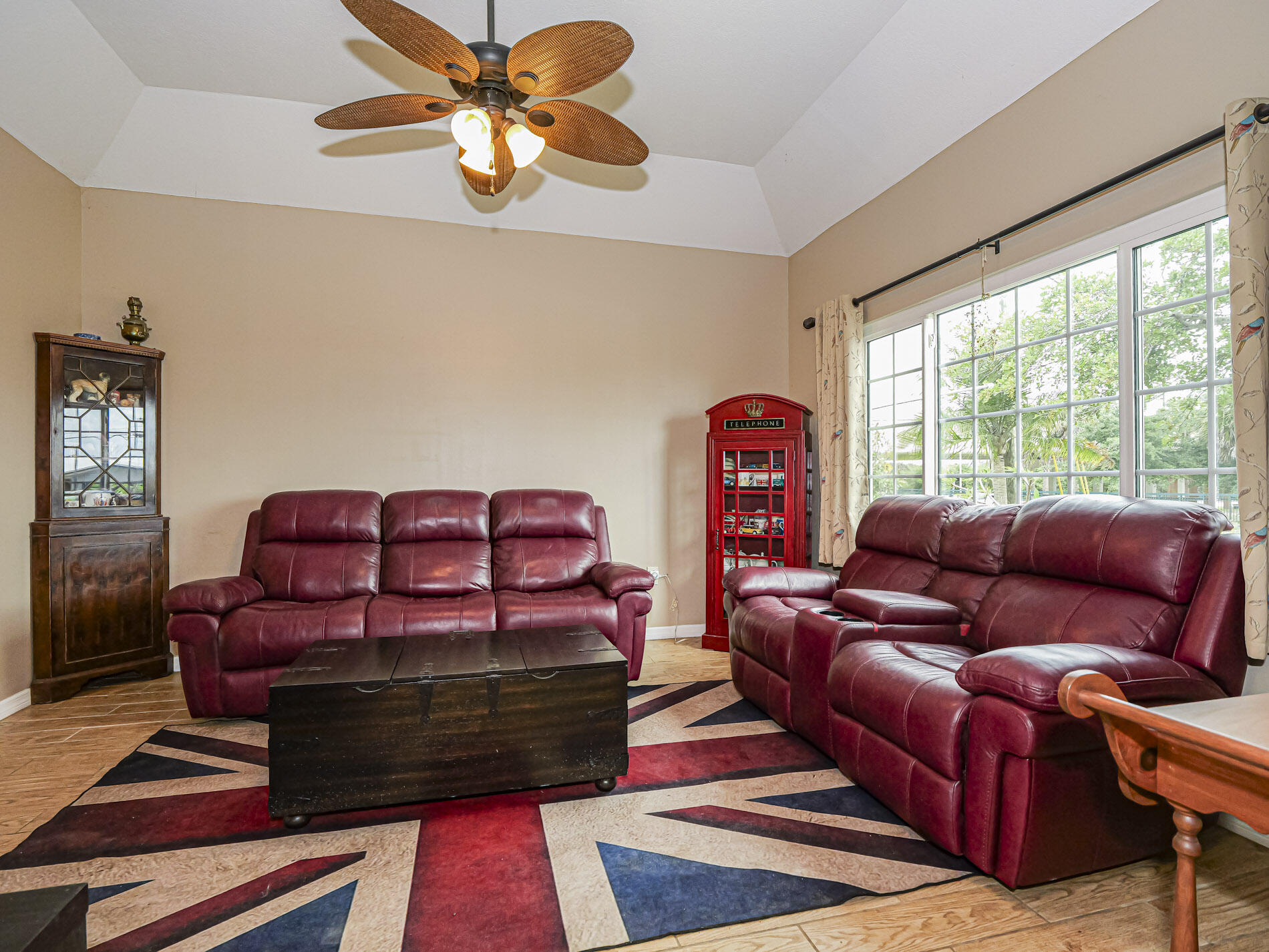 PORT ST LUCIE SECTION 3 - Residential