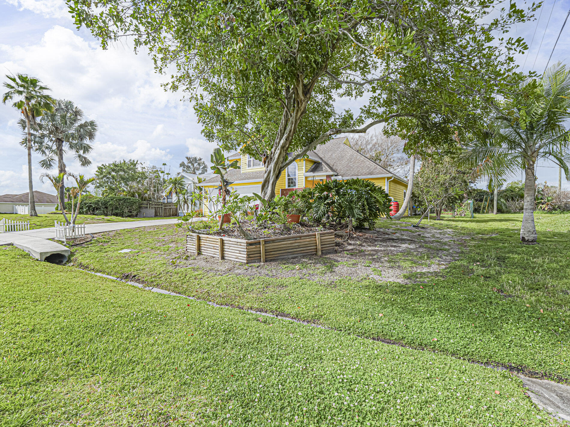 PORT ST LUCIE SECTION 3 - Residential