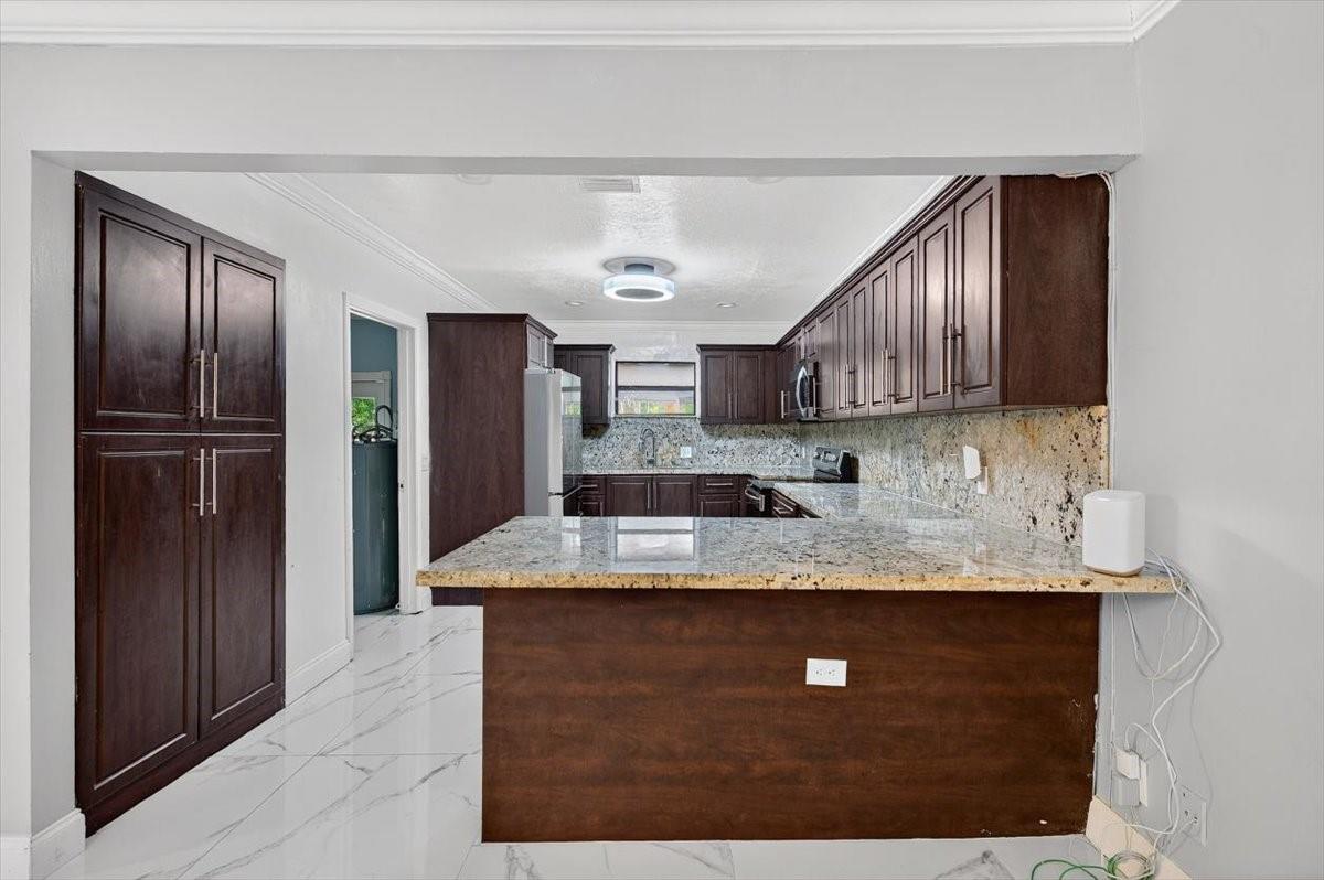 Biscayne Gardens Sec A - Residential Lease