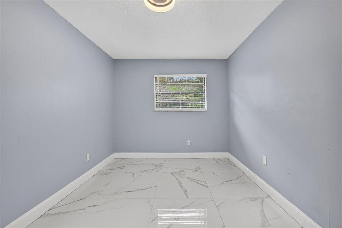 Biscayne Gardens Sec A - Residential Lease