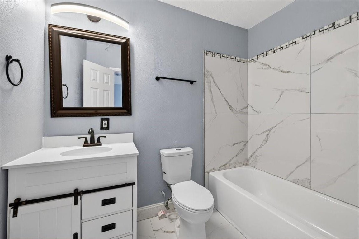 Biscayne Gardens Sec A - Residential Lease