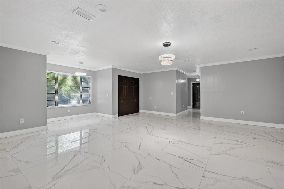 Biscayne Gardens Sec A - Residential Lease