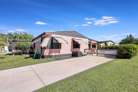 A home in Port St Lucie