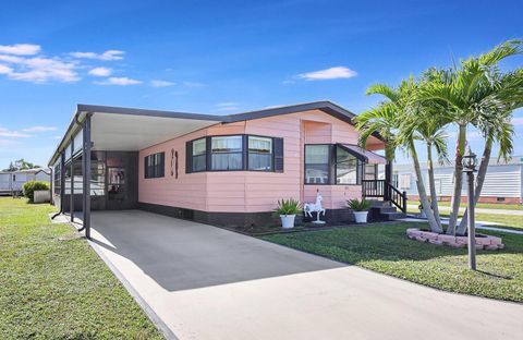 A home in Port St Lucie