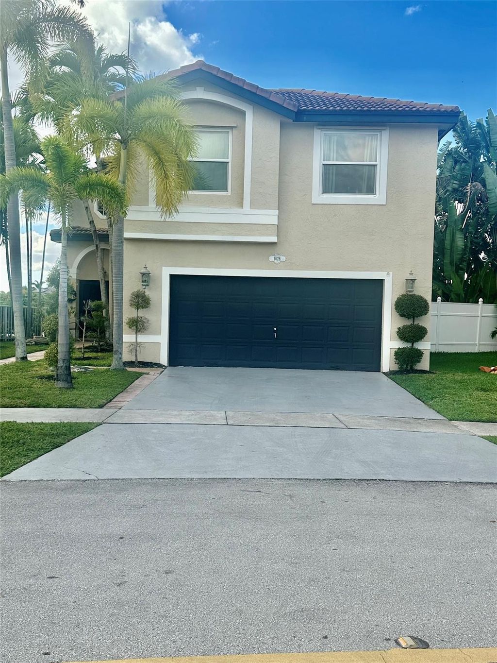 Photo of 1828 SW 175th Avenue, Miramar, FL 33029 (MLS # F10548809)