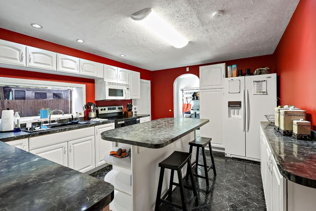 Photo of 3485 1st Lane, Vero Beach, FL 32968 (MLS # R11130440)