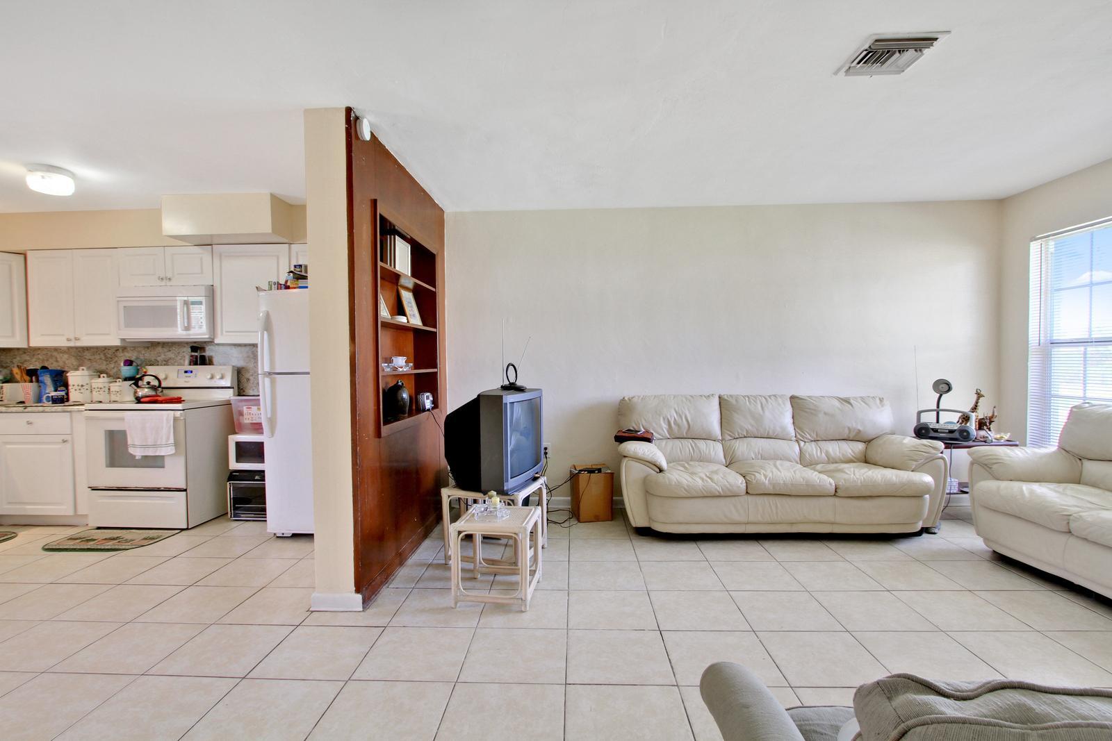 KELSEY CITY - Residential Income