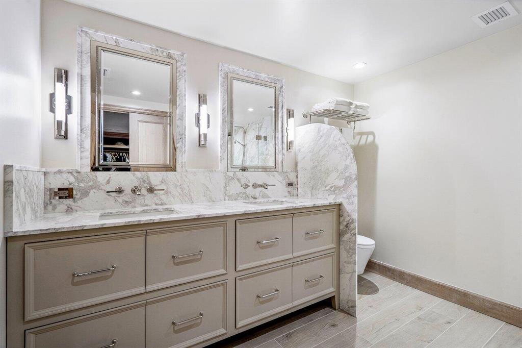 LOWELL HOUSE CONDO LTS 53 - Residential