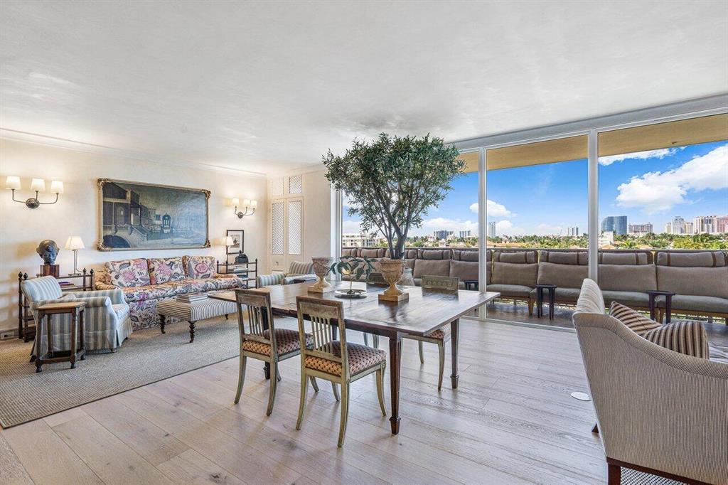 LOWELL HOUSE CONDO LTS 53 - Residential