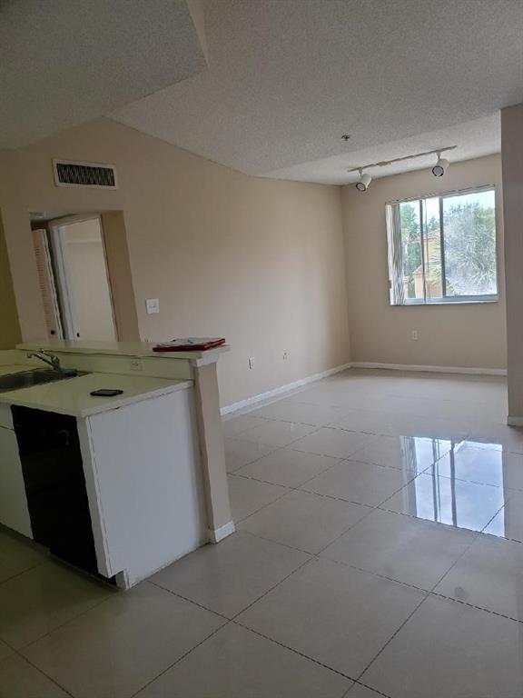 Paragon at Plantation - Residential Lease