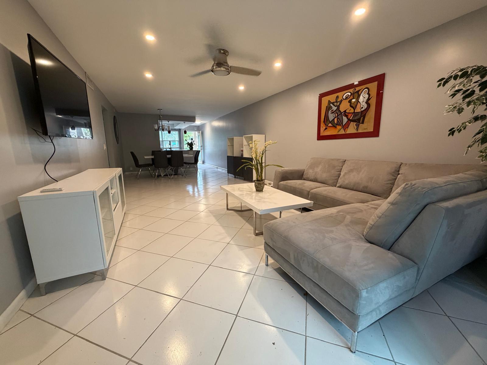 ANTIGUA VILLAGE II B CONDO - Residential Lease