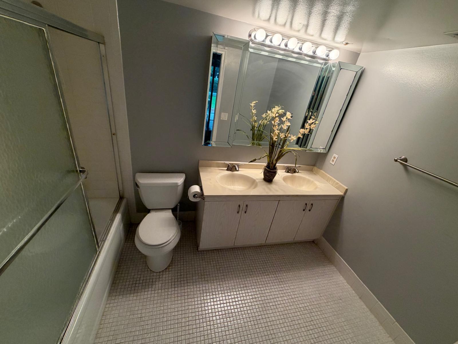 ANTIGUA VILLAGE II B CONDO - Residential Lease