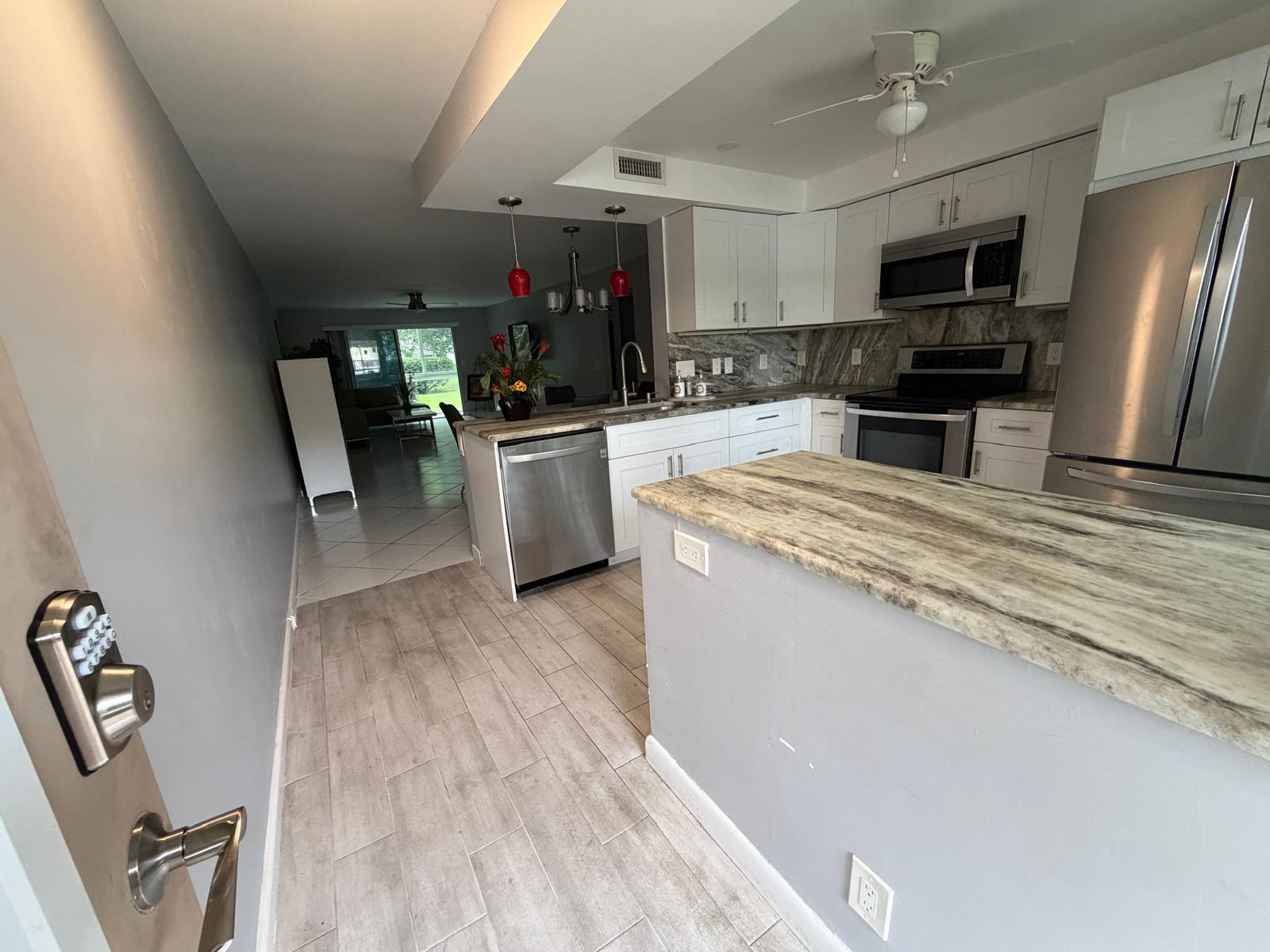 ANTIGUA VILLAGE II B CONDO - Residential Lease