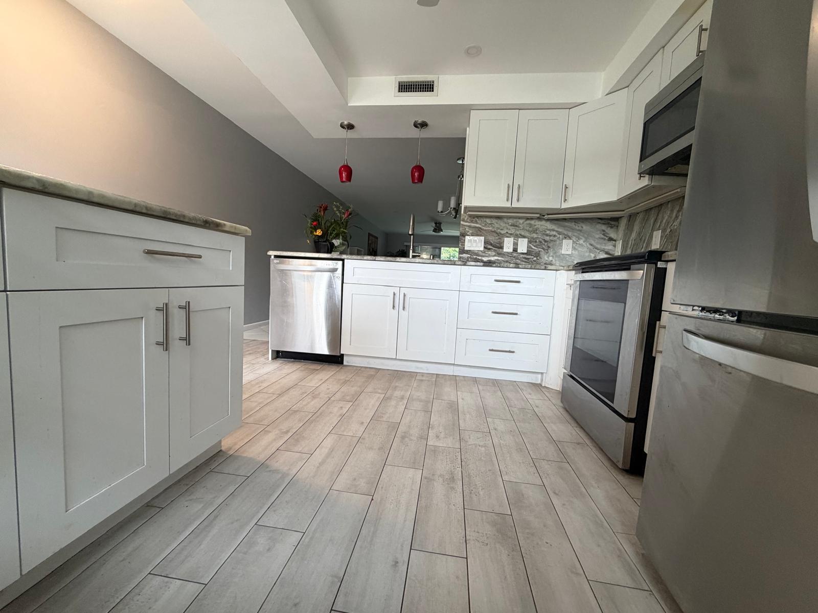 ANTIGUA VILLAGE II B CONDO - Residential Lease