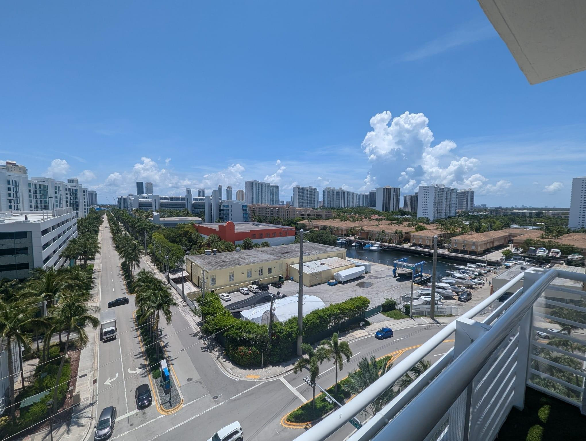 Venture At Aventura East - Residential Lease