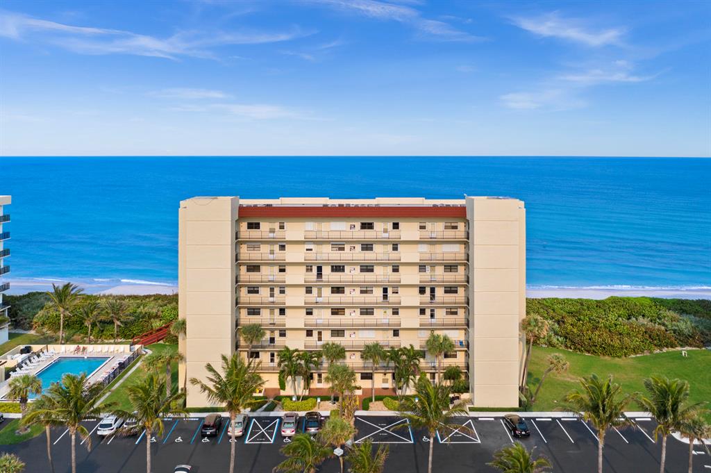 SAND DOLLAR VILLAS CONDOMINIUM D - Residential