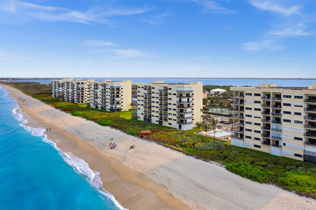 SAND DOLLAR VILLAS CONDOMINIUM D - Residential