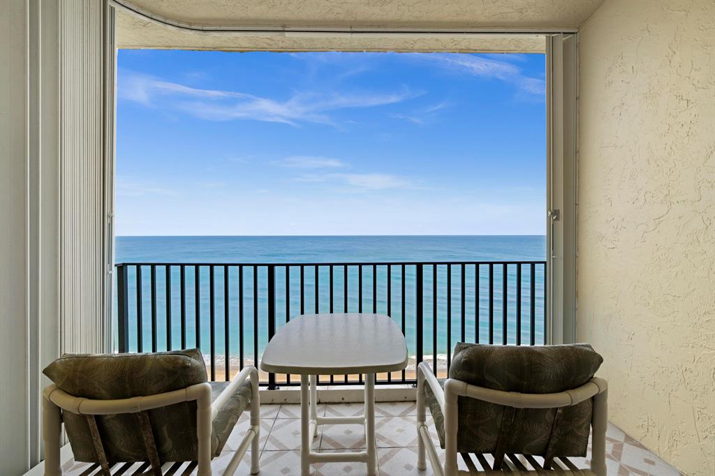 SAND DOLLAR VILLAS CONDOMINIUM D - Residential