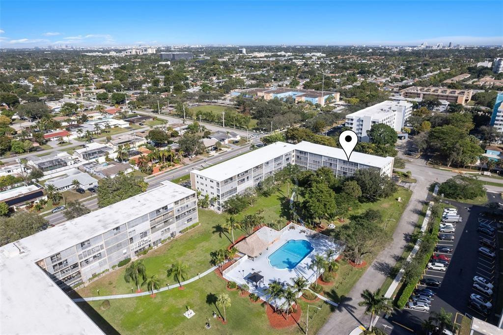 HILLCREST COUNTRY CLUB AP - Residential