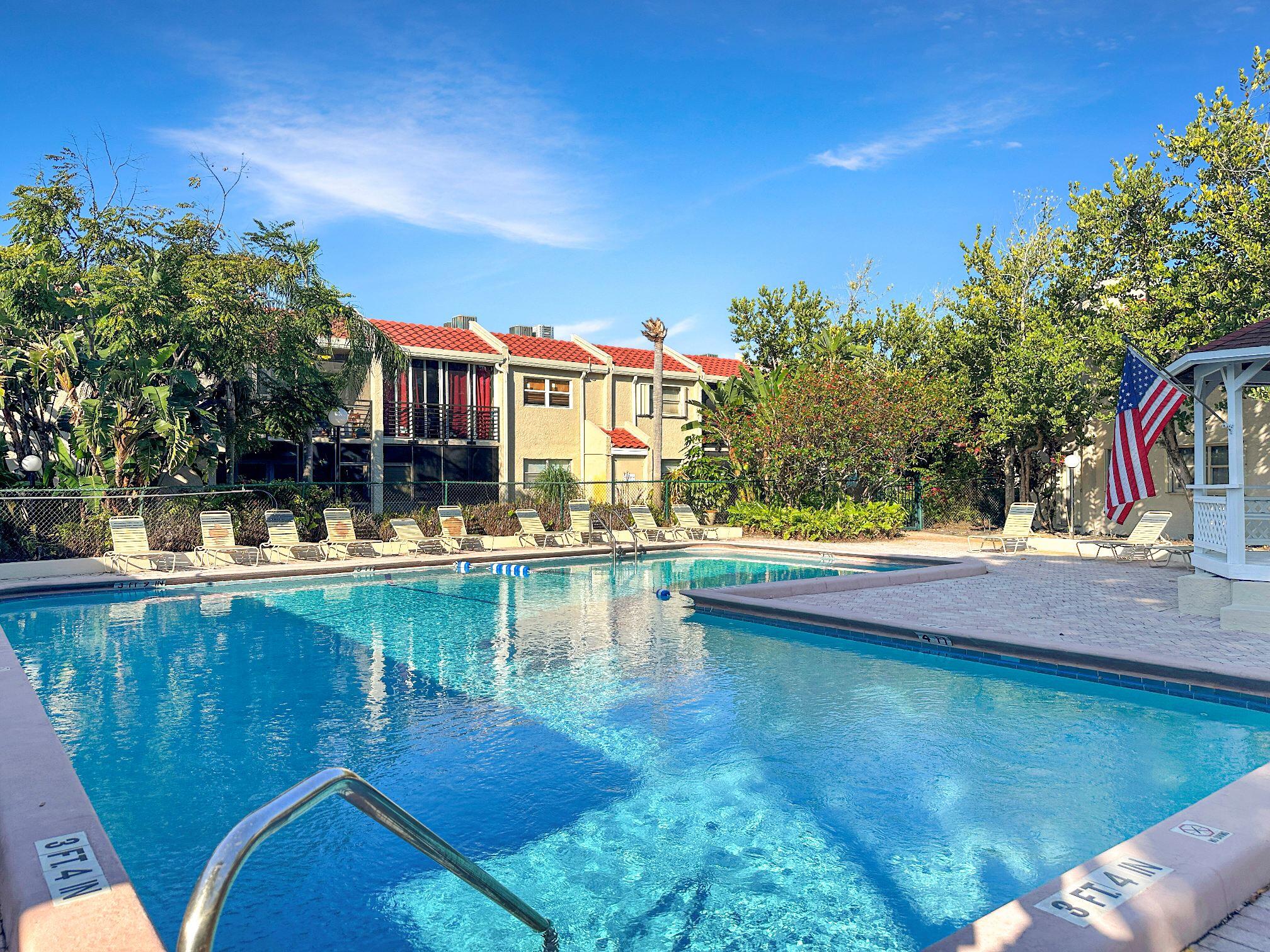 EMBARCADERO CONDO - Residential