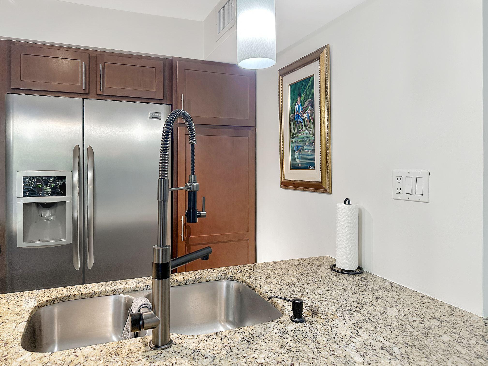 EMBARCADERO CONDO - Residential