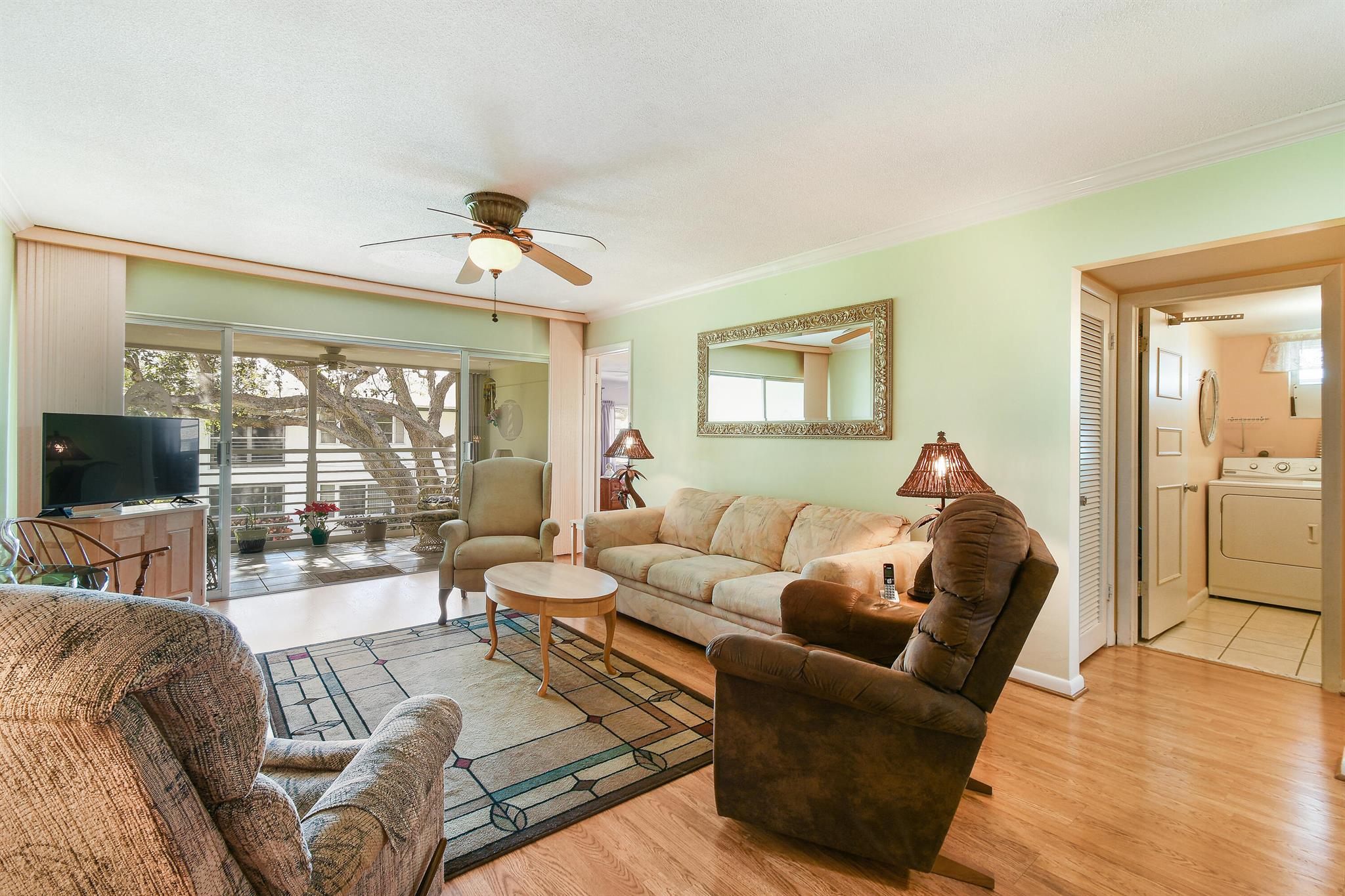 TEQUESTA GARDEN CONDO 1 - Residential
